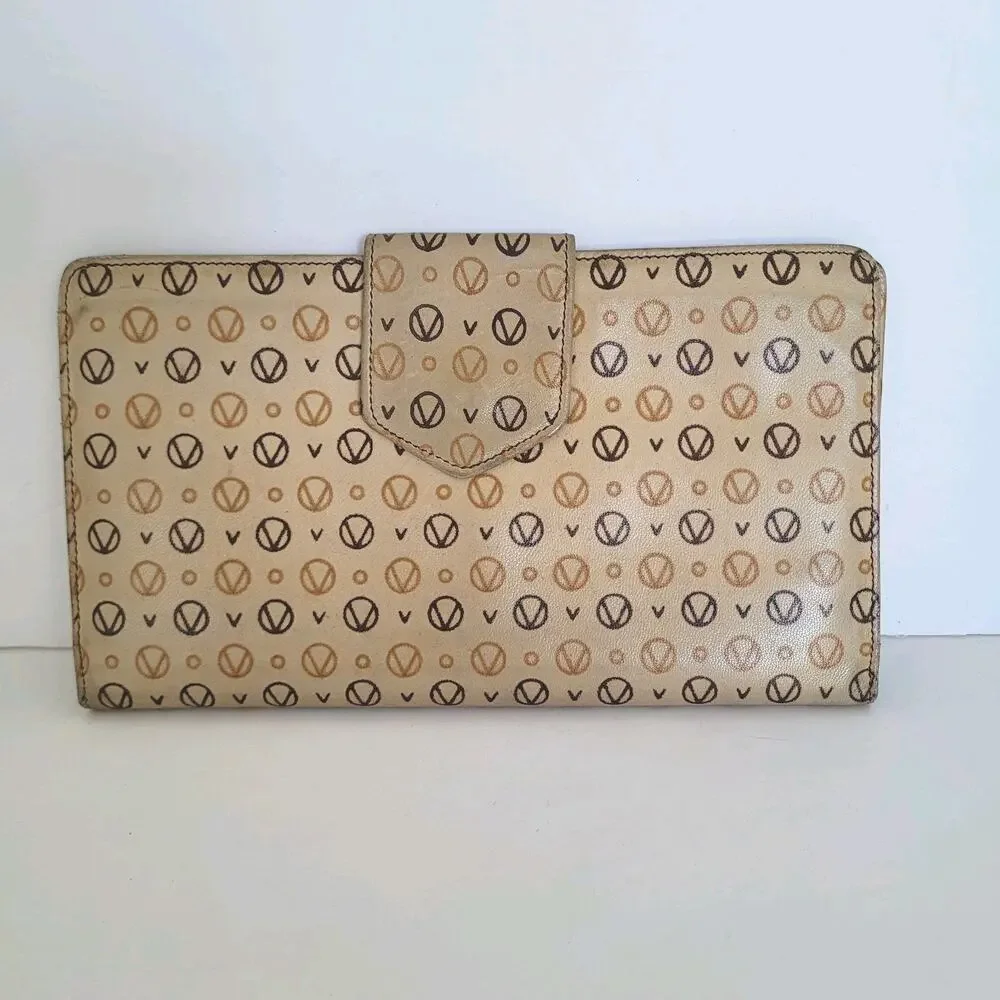 Valentino Vintage Bifold Logo Tan Beige Brown Wallet Large Soft Leather Italian‎